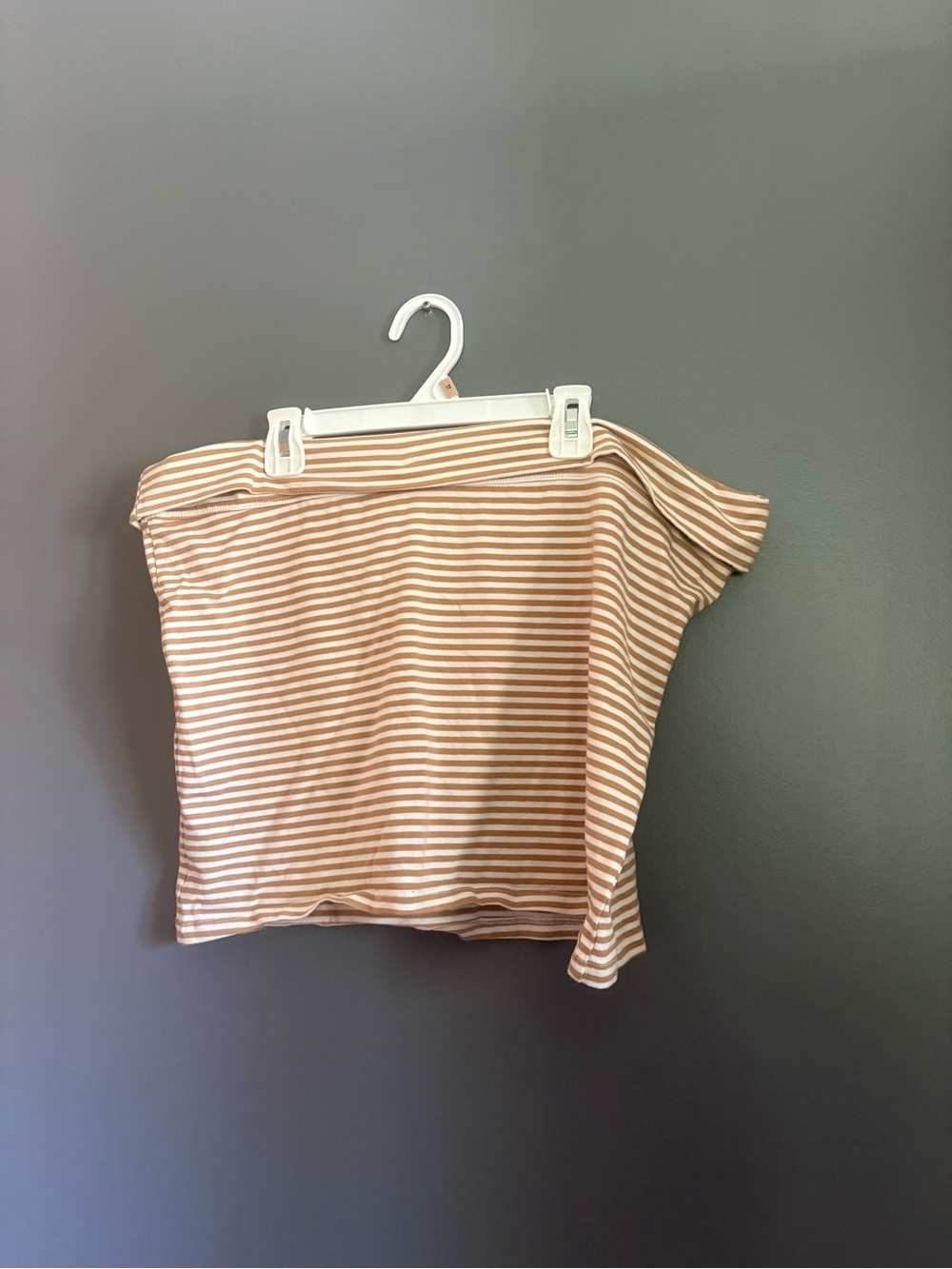 American Eagle Outfitters Striped Off-Shoulder Crop Top in Beige and White